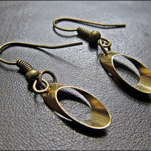 Boucles d'oreilles, Petites Ellipses, bronze image 1