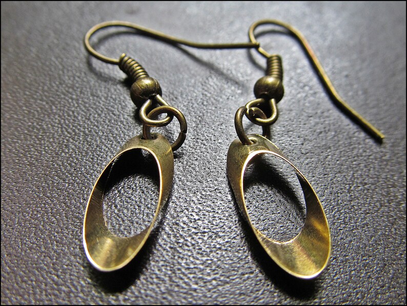 Boucles d'oreilles, Petites Ellipses, bronze image 2