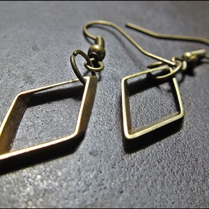 Little Rhombus Earrings, bronze image 3