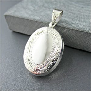 Florence - Locket made of genuine 925 sterling silver with 925 silver chain (optional)
