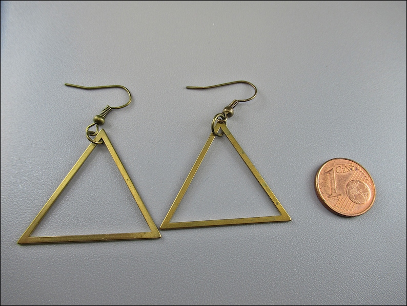 Large triangles Earrings, bronze image 8