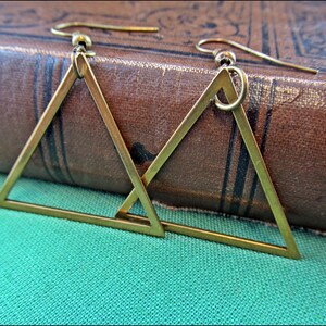 Large triangles Earrings, bronze image 7