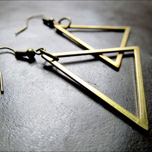 Large triangles Earrings, bronze image 3