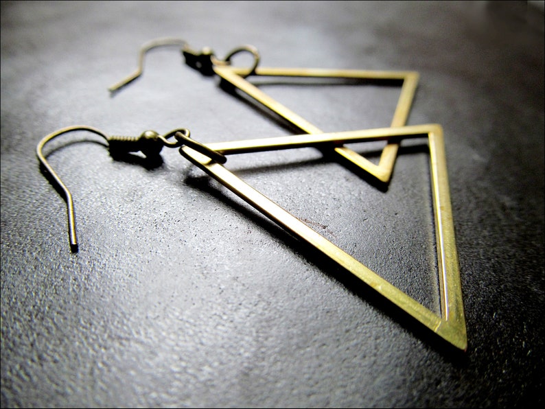 Large triangles Earrings, bronze image 3