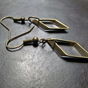 Little Rhombus Earrings, bronze