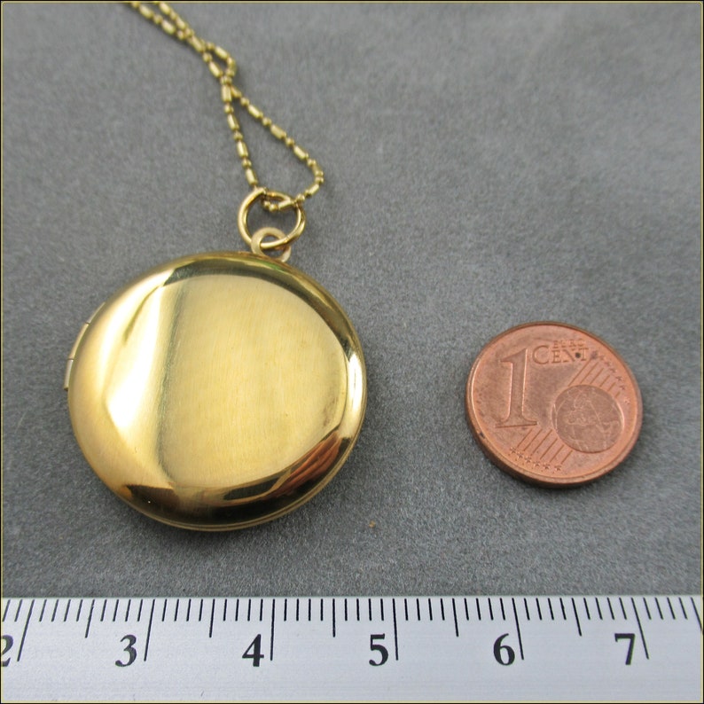 Rundes mit Echtgold vergoldetes Medaillon aus Edelstahl an langer Halskette 80 cm Bild 3