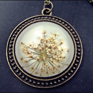 Real  Dill Flowers Necklace White and White