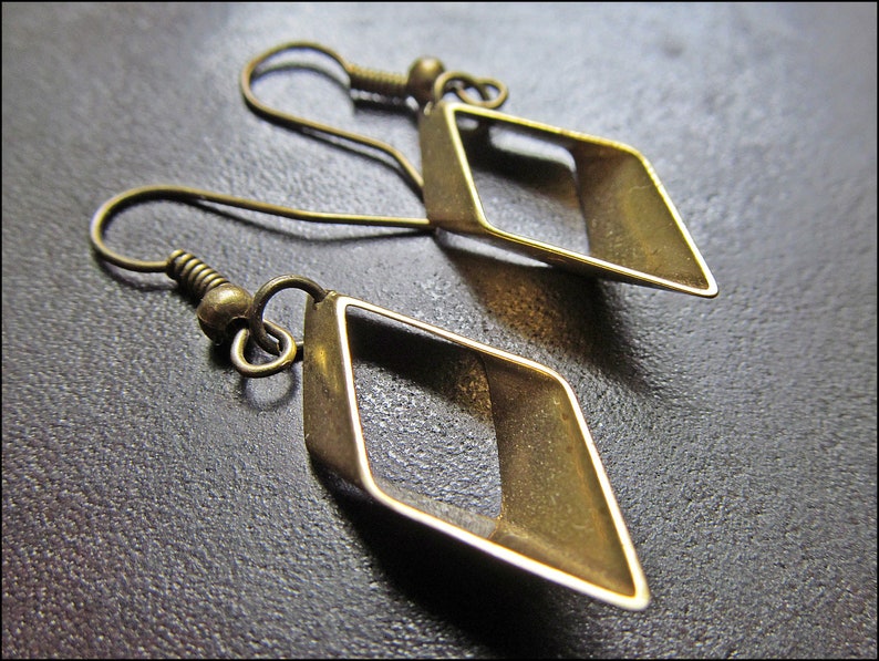 Little Rhombus Earrings, bronze image 2