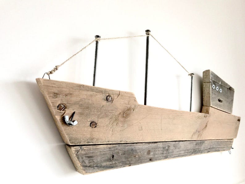 Bateau en bois de locéan Art