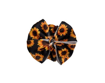 Sunflower Fields scuba mini messy bow, scuba messy bow, messy bow clip, mini messy bow, sunflowers