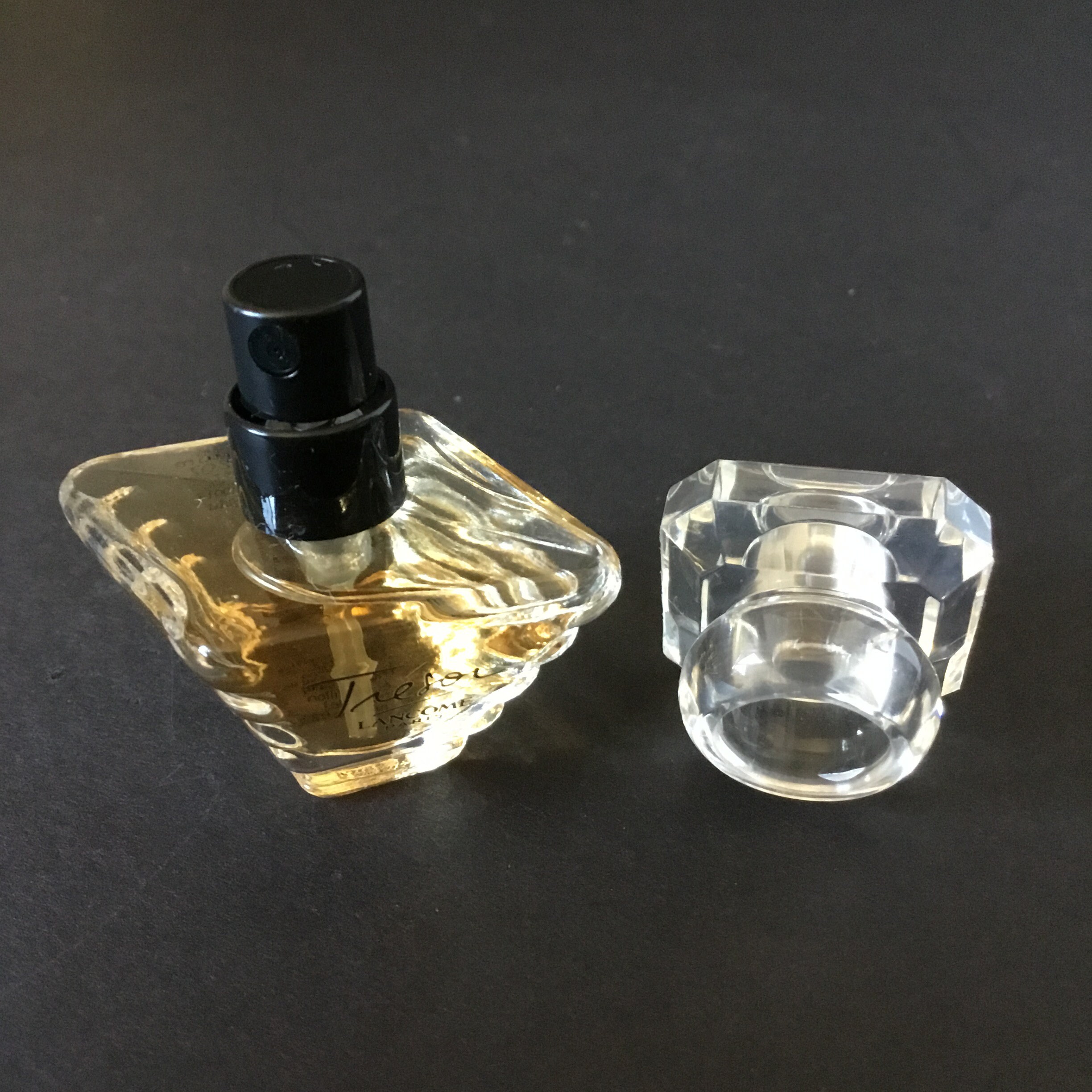 [V918] LANCOME Trésor Lancome Tresor Eau De Parfum Spray for Women, 1.0 fl. Oz. :