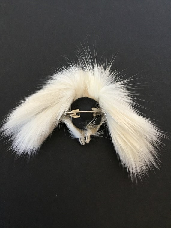 Vintage White Mink Fur Brooch, Two Miniature Foxe… - image 6