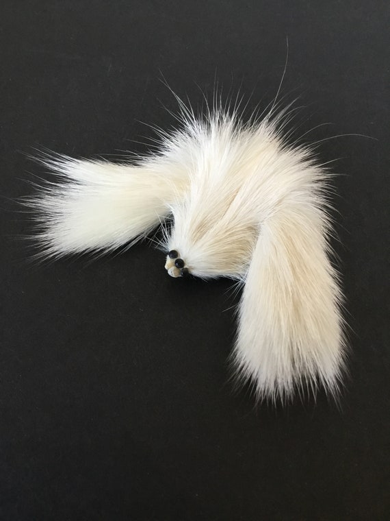 Vintage White Mink Fur Brooch, Two Miniature Foxe… - image 1