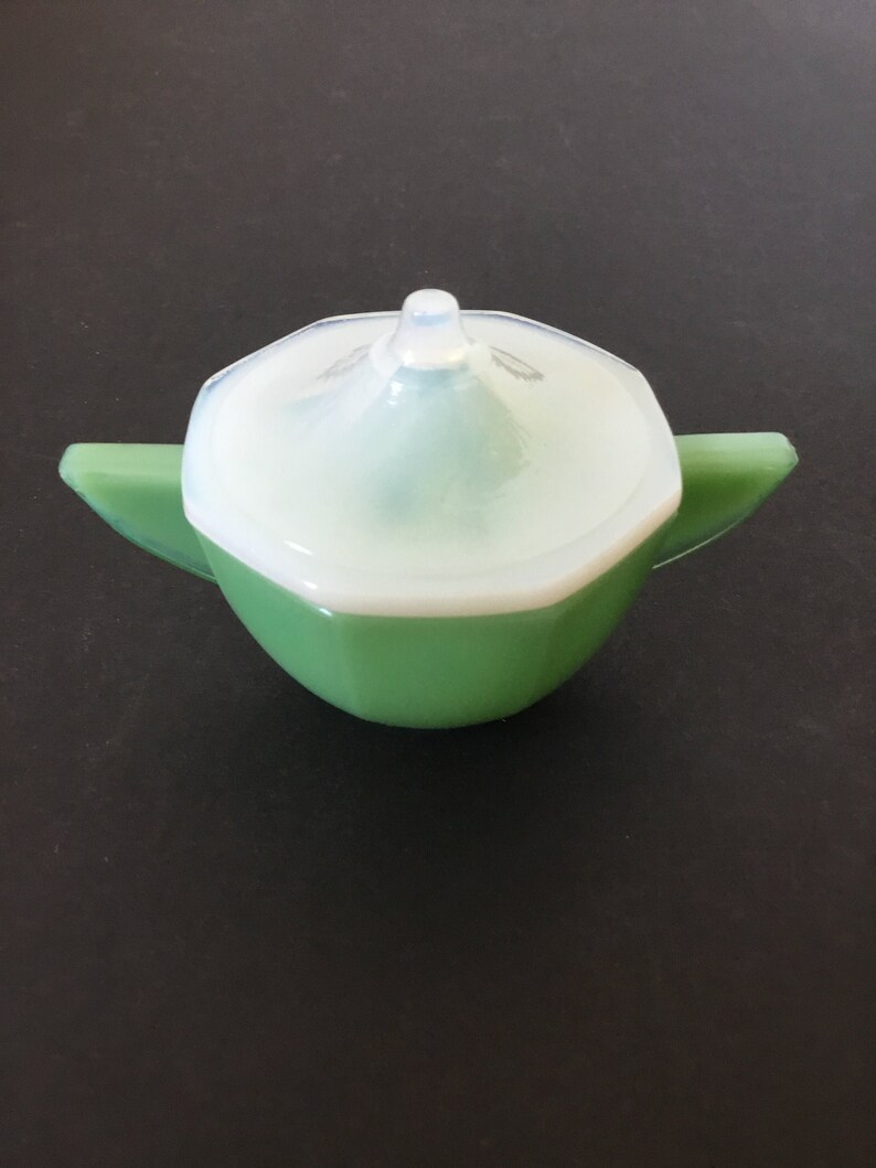 childrens play dishes