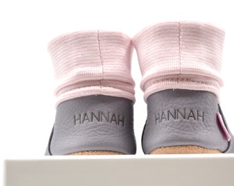 Additional option EMBOSSING NAME * PERSONALIZATION * for baby shoes by Daniela Nagel