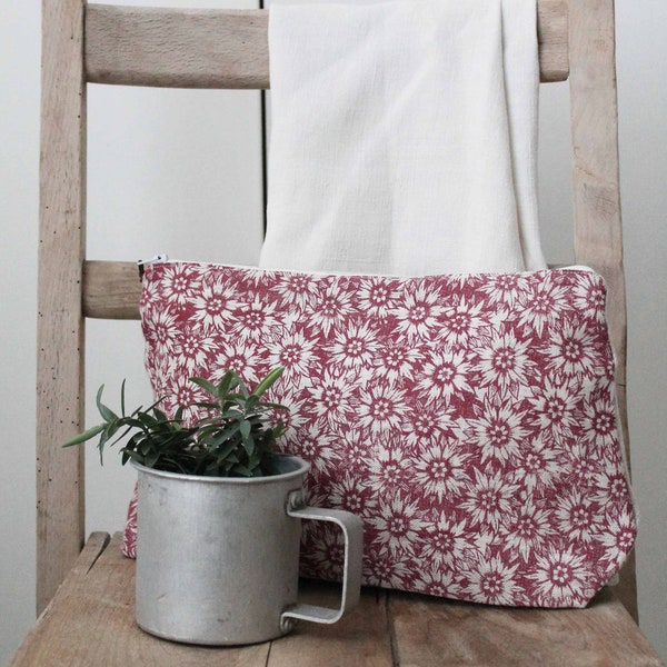 Summer Lea Floral Print Large Linen Washbag in Raspberry