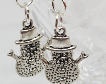 snowmen earrings, antique silverplated snowmen earrings, silverplated snowmen earrings, Christmas earrings, holiday earrings, fun earrings