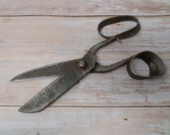 Vintage Tailor Scissors, Antique Sewing Scissors, Old Metal French Primitive Cutting Tool, Rustic Farmhouse Home Decor, Sewing Gift, 1900s