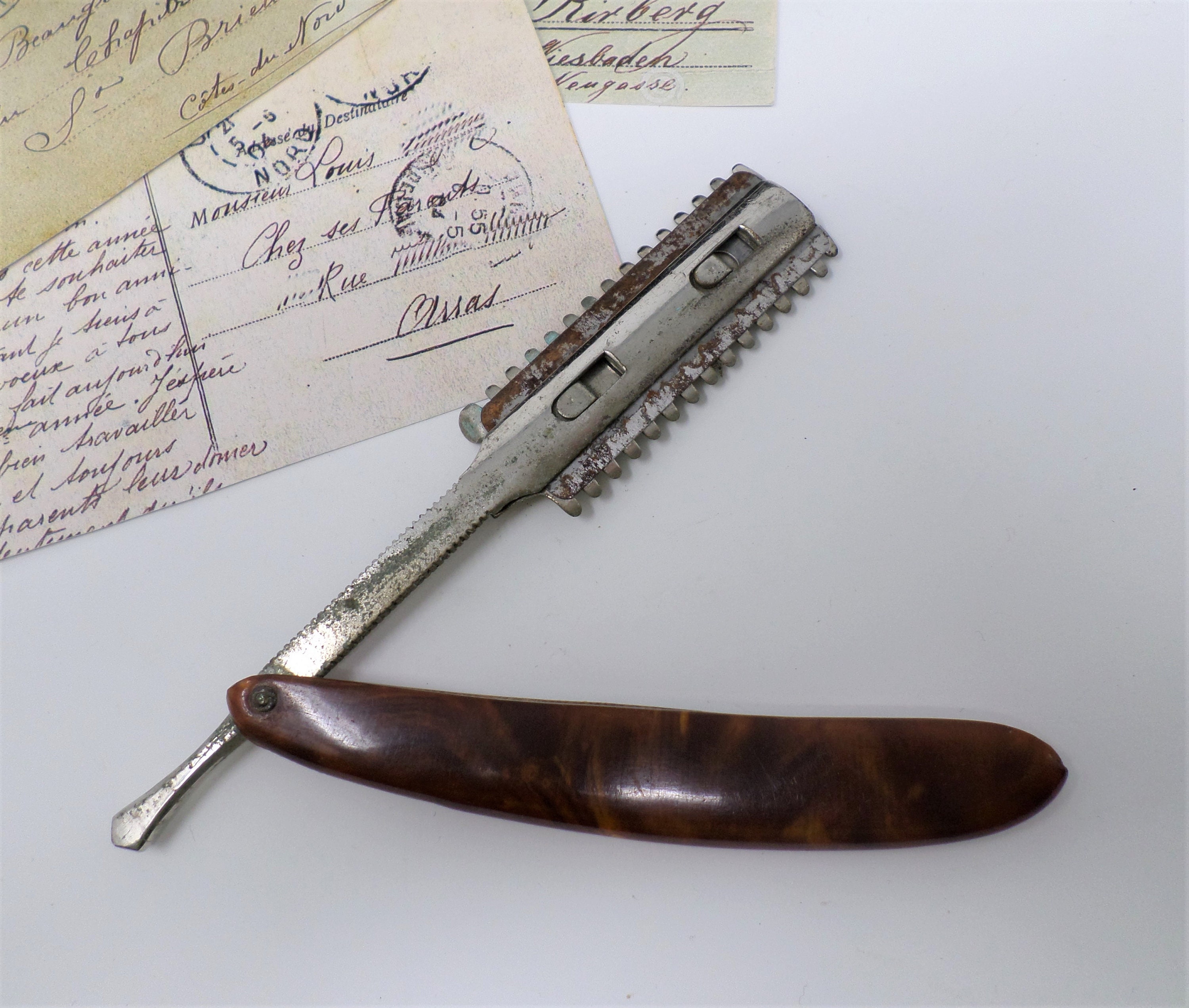 Vintage Straight Razor Marked 
