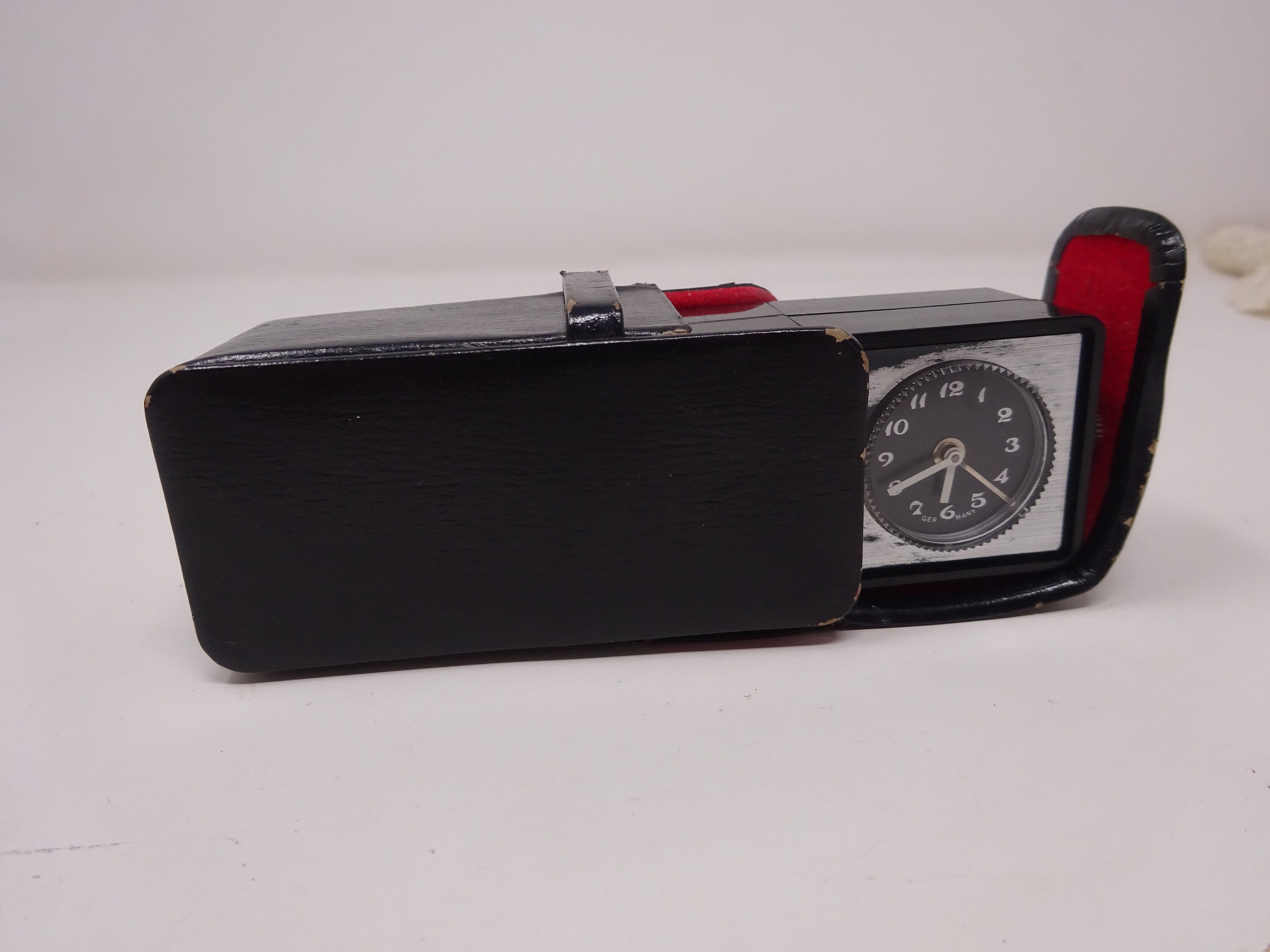 保護カバー付きドイツ製ヴィンテージ旅行用目覚まし時計 - Etsy 日本
