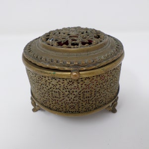 Antique Brass or Bronze Box, Vintage Ornate Trinket Box, Old Jewelry Ring Box, Round Jewellery Box, Jewels Box, Art Nouveau Style Decor