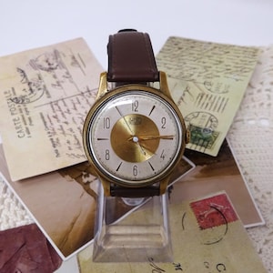 Vintage UMF Ruhla Armbanduhr - Ende 1970er Jahre DDR Mechanische Uhr - 37 mm Messinggehäuse - Neues Lederarmband - Antimagnetische Armbanduhr