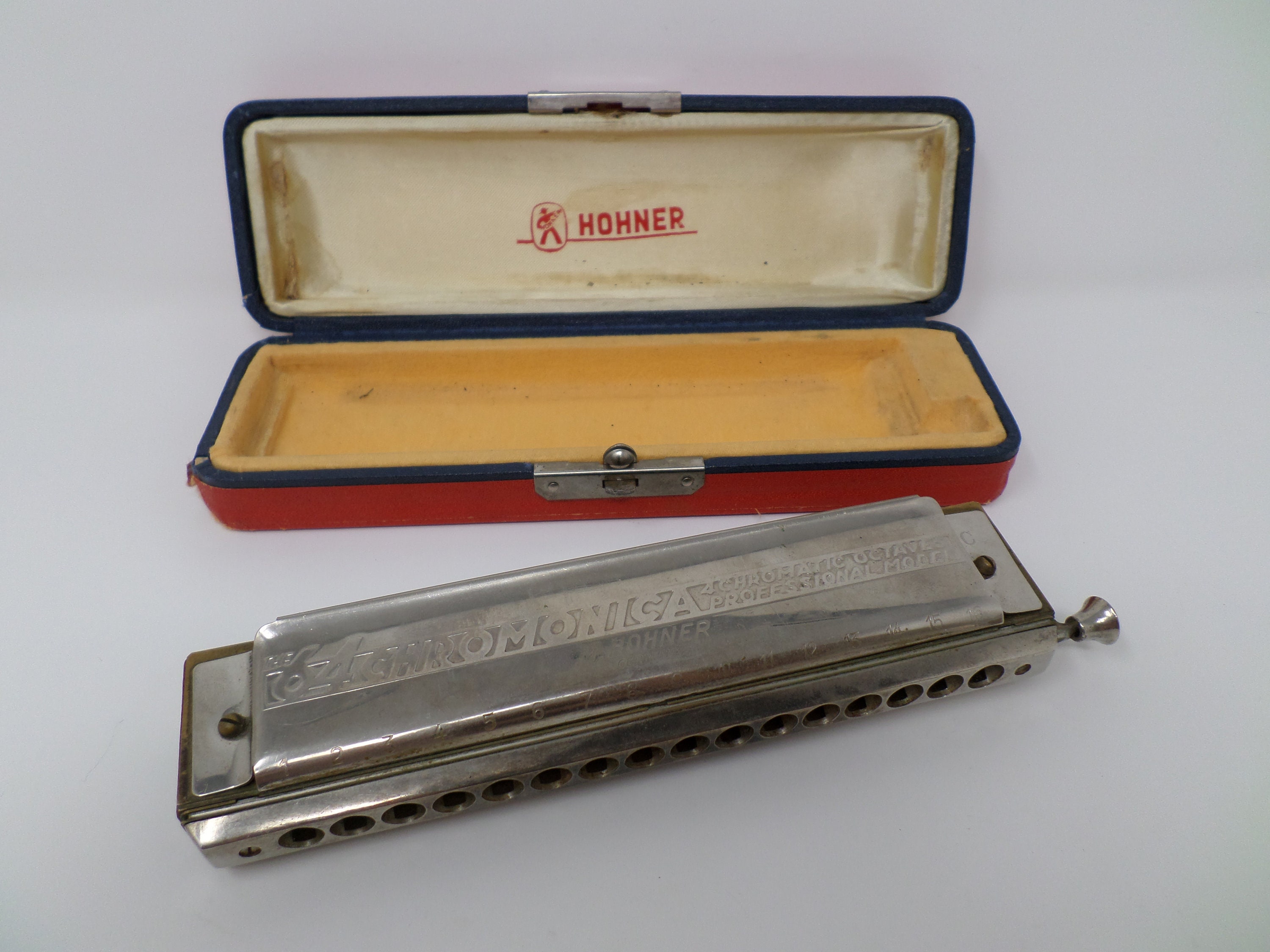 HOHNER Hohner 64 CHROMONICA Harmonica Pro Model 4 Chromatic octaves #C avec étui HOHNER Hohner 64 CHROMONICA Harmonica Pro Model 4 Chromatic octaves #C avec étui