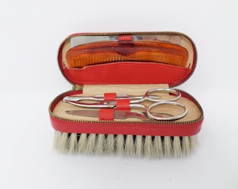 Vintage Grooming Travel Kit, Retro Vanity Travel Set, Comb, Scissors, Mirror, Brush, Manicure Set, Beauty Kit, Retro Fashion Decor, 1960s