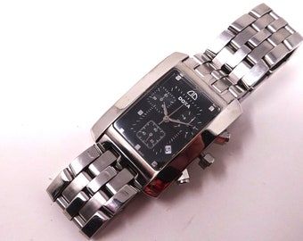 DOXA Swiss Made Men's Quartz Watch Chronograph with Movement Eta 23 Jewels and Stainless Steel Case, 1990s, Working