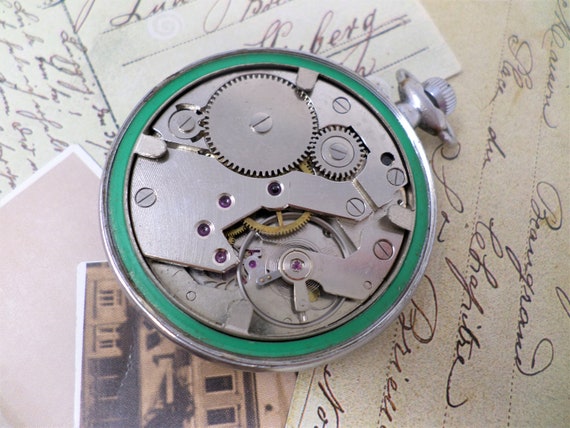 Montre Vintage Mécanique ASTRAL - Cadran Digital à Chiffres Arabes - Vers 1970 - Or Et Acier