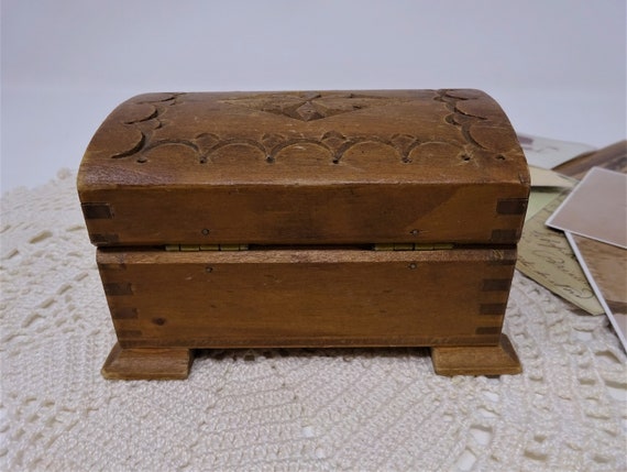 Vintage Wooden Hand Carved Box, Jewellery Cuff Li… - image 7
