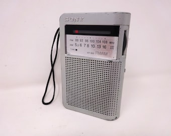 ソニー ICF-P26 AM/FMポータブルポケットラジオ、ブラック縦型 - Etsy 日本