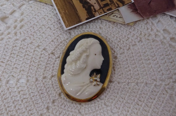 Vintage Porcelain Brooch, Rare French Brooch, Wom… - image 7