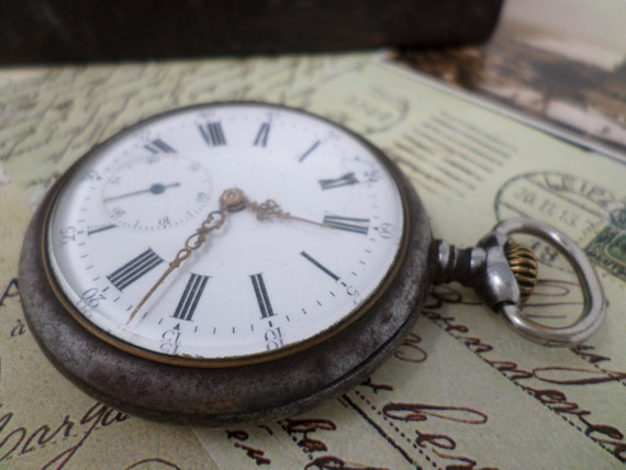 Antique Swiss Pocket Watch, Porcelain Dial, Vinta… - image 5