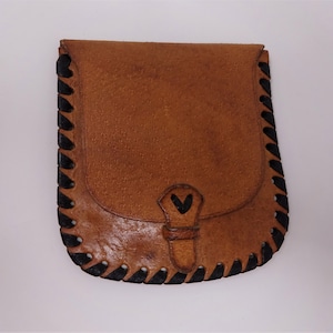 Bolso de moneda vintage, billetera de moneda de cuero pequeño, bolsa de monedas, bolso hippie boho, billetera boho, billetera de cuero en relieve, billetera hecha a mano, década de 1970