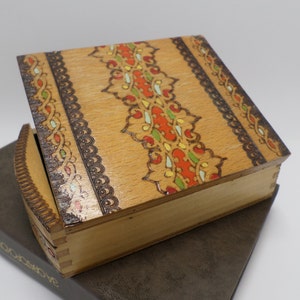 Vintage Pyrography Wood Jewelry Box: Hand-Painted Folk Art