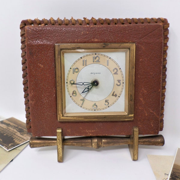 BAYARD Vintage Alarm Clock with Brass and Brown Leather, French Brass Table Clock, Rare Mechanical Desk Clock, Working, 1940s