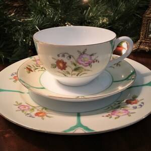 Noritake Moriyama, Mori Mache, 3 Piece Teacup Trio Set with Dessert Plate, c 1920&#39;s
