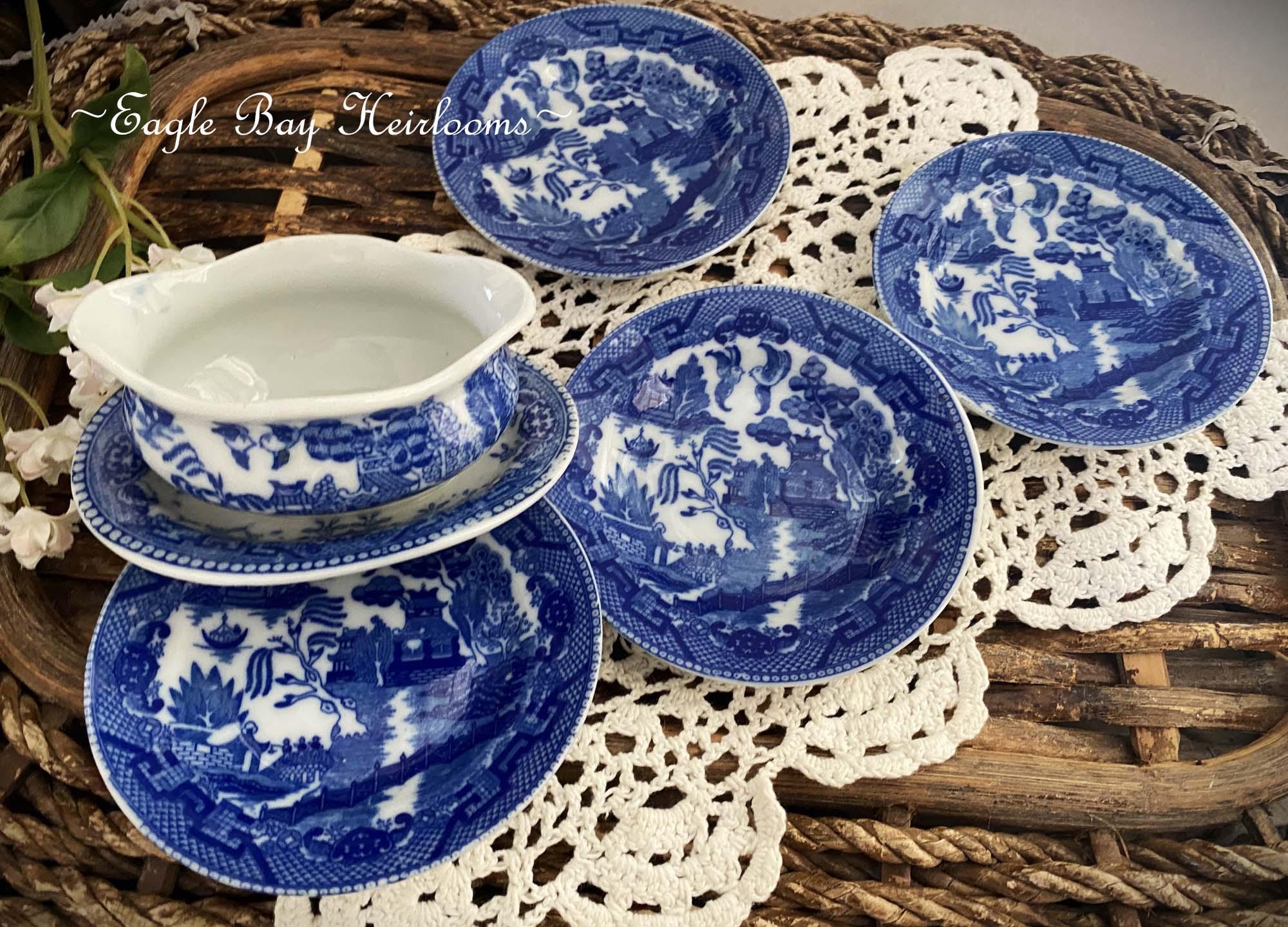 なんと３点セットで！ JAPANESE TRADITION 大皿 Japanese dinnerware - Etsy 日本