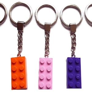 5 x Brick Keychains Keyrings (2x4 Stud) Mixed Colours NEW Party Bag Fillers (b) - Made From LEGO Parts