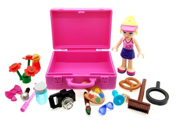 LEGO Friends Random Minifigure Pink Case & 15 -