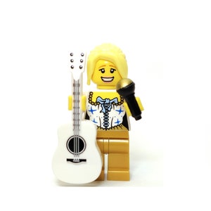 Dolly Parton MOC Minifigure - Country Music Artist