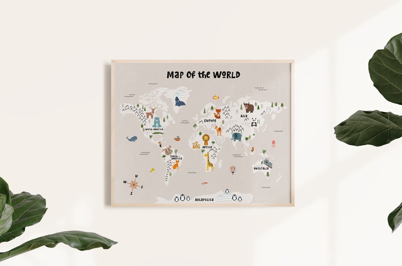 Puede incluir: Un mapa del mundo enmarcado en beige con un fondo marr&oacute;n claro. El mapa est&aacute; decorado con animales e ilustraciones de diferentes continentes. El t&iacute;tulo del mapa es "Map of the World".
