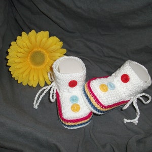 gestrickte Babyschühchen Tausendsassa Bild 1