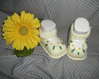 Baby shoes, baby shoes, ballerina, knitted "beginning of spring", baptism, celebration, gift for birth, 3-6 months