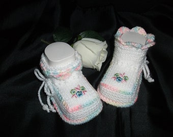 Baby shoes, baby socks, knitted "ROMANTIK"