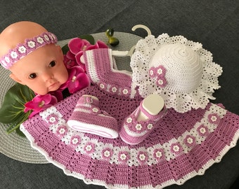 Dulce conjunto de bautizo/conjunto de verano, vestido, gorro, patucos y diadema. Tejido a crochet con flores pequeñas, 3-6 meses.