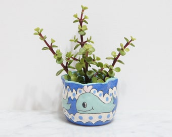Blu Whalin' Whales Clay Pot!   Decorative Collectible Planter