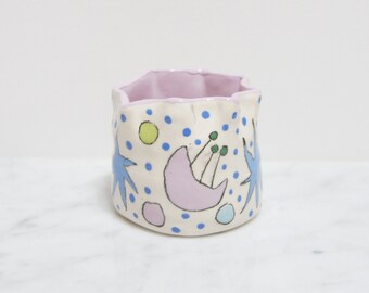 Garden Clay Pot- Lilac Half Moon