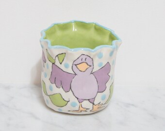 Birdie Num Num Clay Pot!   Decorative Collectible Planter